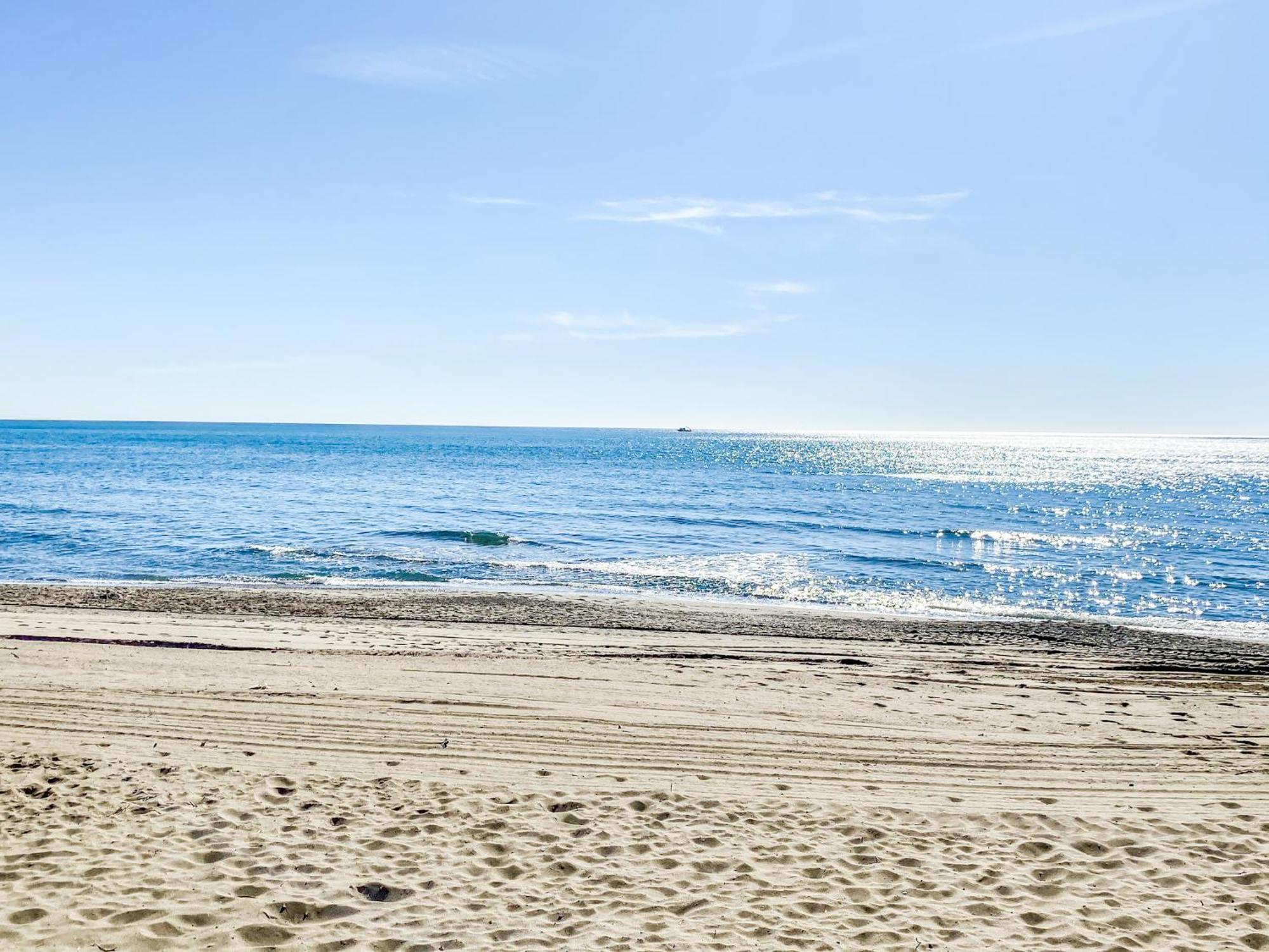 Roca Chica - Parking - Frente Playa - Terraza - Wifi - Bajondillo Y Carihuela Apartment Torremolinos Luaran gambar