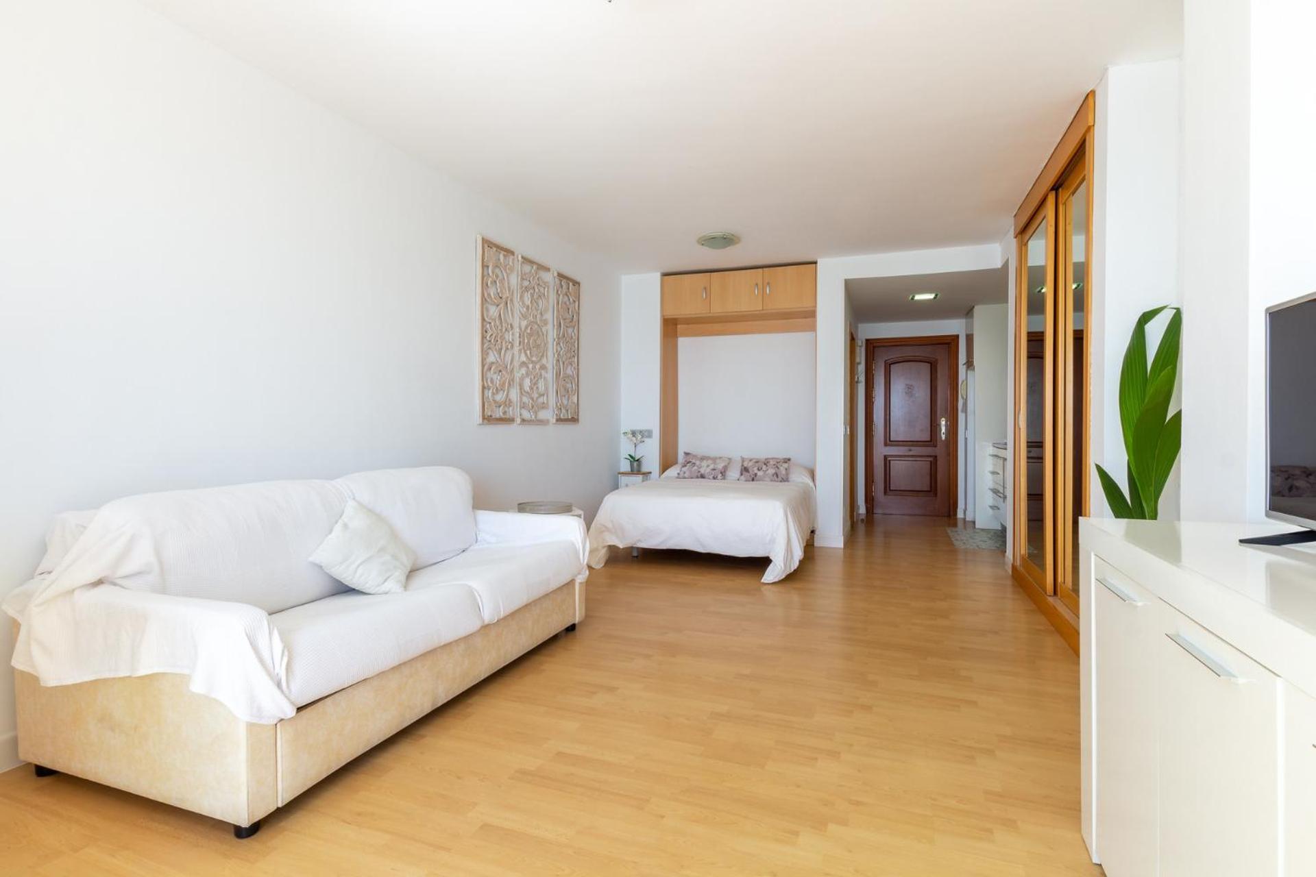 Roca Chica - Parking - Frente Playa - Terraza - Wifi - Bajondillo Y Carihuela Apartment Torremolinos Luaran gambar